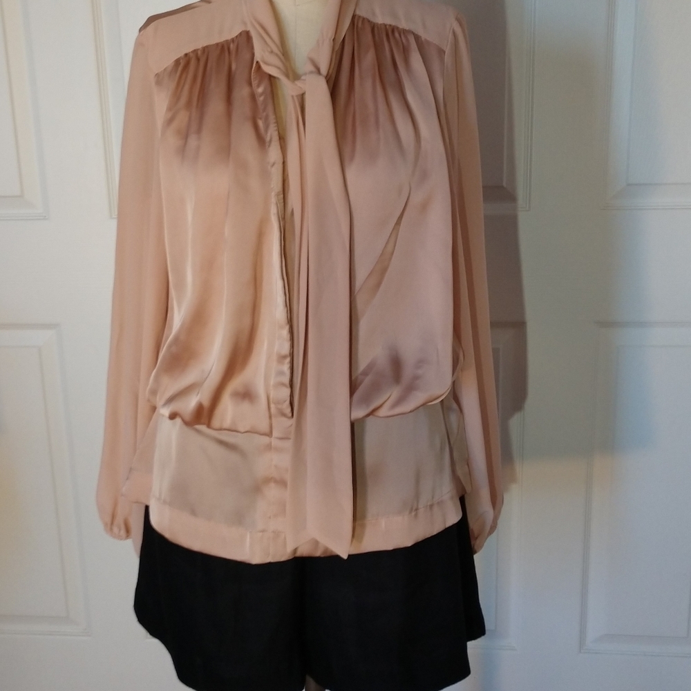 Kenneth Cole Blouse